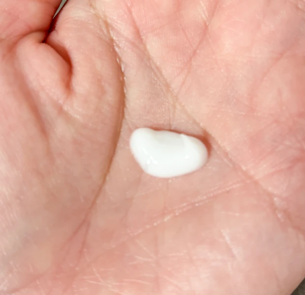 髪の仕上がりが変わる！〈＆be〉の“美容液ヘアミルク＆オイル”でスタイリングの土台づくりを_3