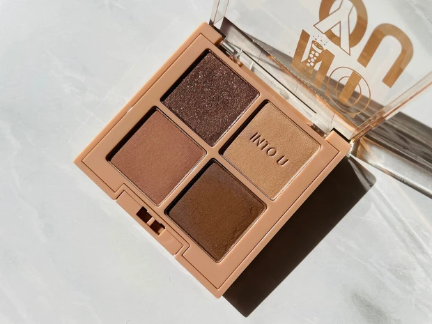 ブルベに似合う2022年今年使って良かった！プチプラアイシャドウ5選をご紹介します♡【スウォッチ有り】_9