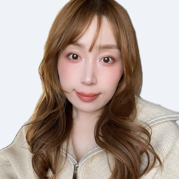 【自己紹介】マキアビューティーズのENAです！ 主に韓国コスメについて発信していきます❤︎