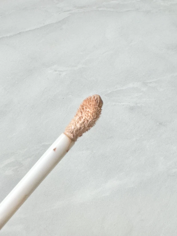 コンシーラー　ローラメルシエ　ベースメイク