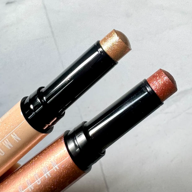 【小田切ヒロさん激推し】ボビィブラウン新作アイシャドウはまるで水光!な煌めき【4/3発売】_1