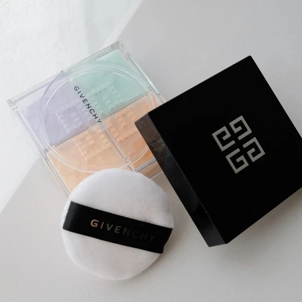 ジバンシイ プリズム・リーブル No.14色パウダー