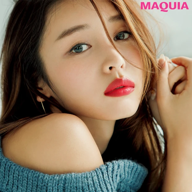 加治ひとみさんもヘビロテ中！ ベスコス受賞の赤リップで“今したい顔”にT…