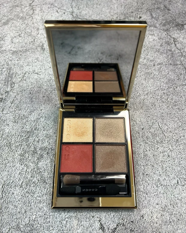 SUQQU シグニチャーカラーアイズ　緋影