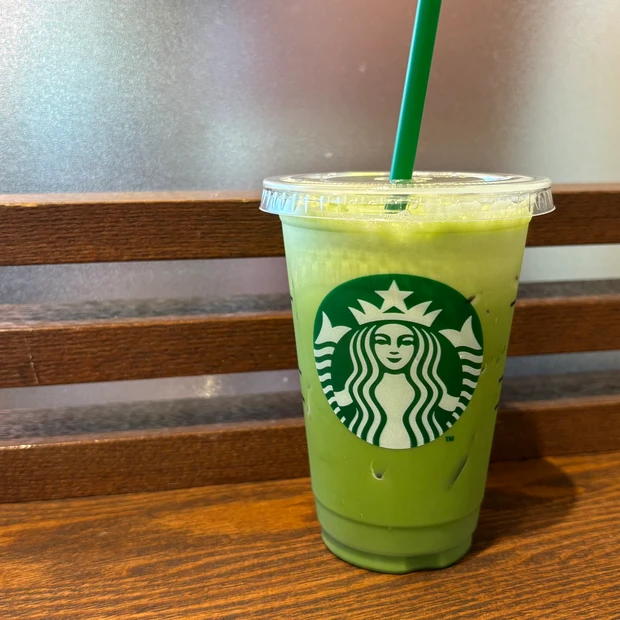 ダイエット中でもスタバのドリンクを楽しむコツは甘い飲み物はＳサイズにすること