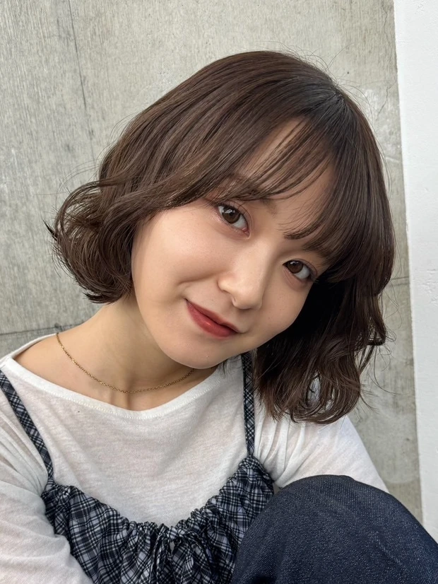 髪型　小顔ボブ　ボブヘア　パーマ風　カットのポイント