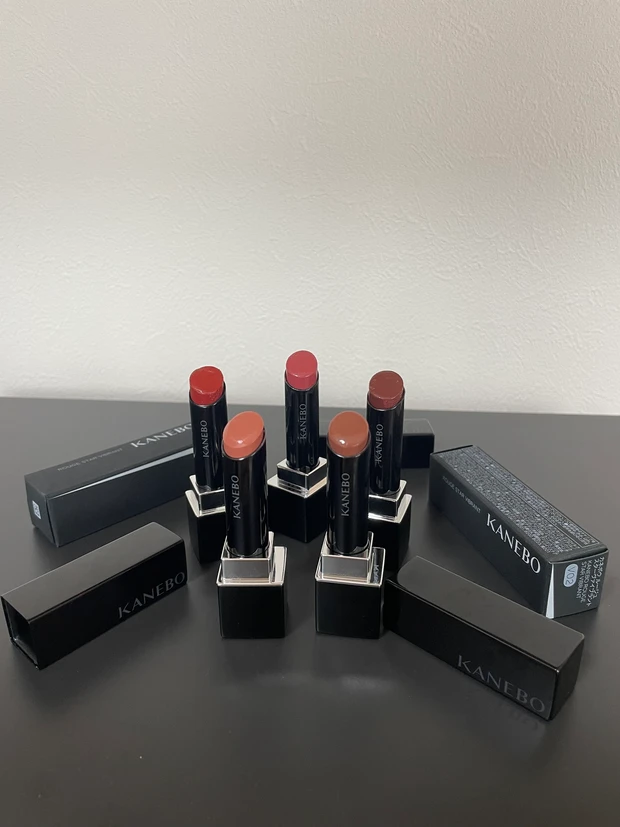 【7/26発売！】 Kanebo(カネボウ)「ルージュスターヴァイブラント」新色リップレビュー♡【V11 Quiet Beat
/V13 Earthy Brown】どちらも定番色！だけど早めにGETして💓_9_2