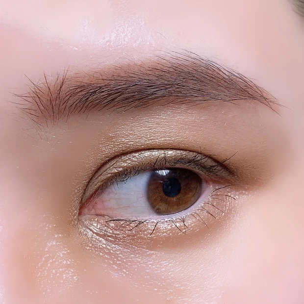 イイ女コスメ！レオパード柄コンパクト【ドルチェ&ガッバーナ ビューティ】 ベーシックでシックな1番人気のブラウンアイシャドウ _3_1