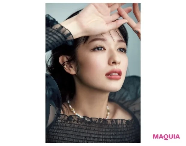 おすすめのカラーアイライナー・ブラック_黒ライナーだとやっぱり強すぎる？ 透け黒ライナーならむしろ今っぽい！