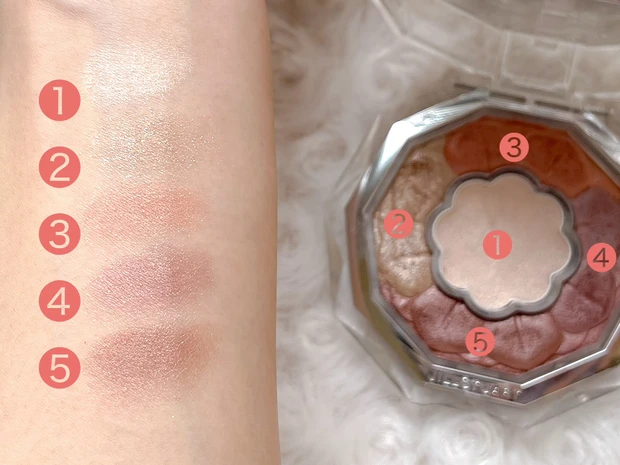 【ジルスチュアート】やっぱり可愛い♡持ってるだけでテンション上がるお花シャドウ_4