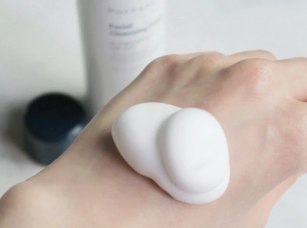 ピュレアジー フェイシャルクレンジングフォーム