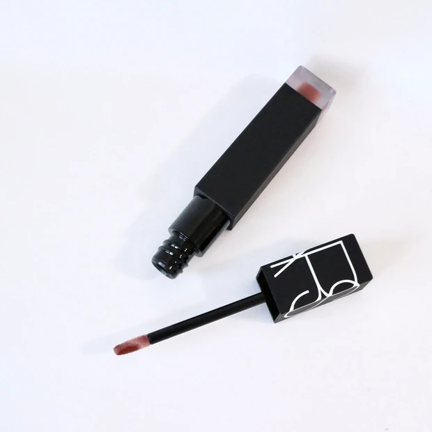 NARS(ナーズ)エアーマットウルトラリップティント