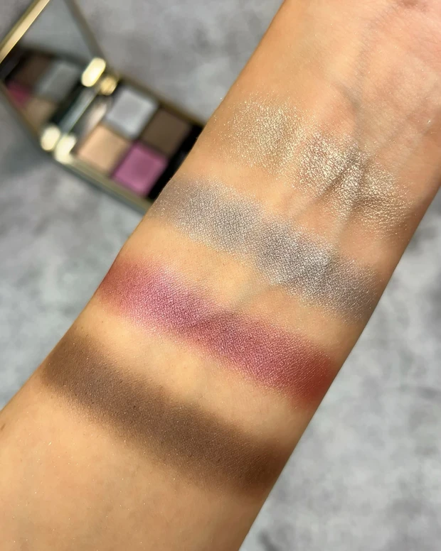 SUQQU シグニチャーカラーアイズ　宵紫