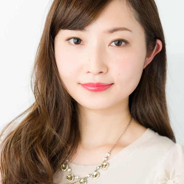 季節はずれに見えない赤リップの使いこなしテクニック