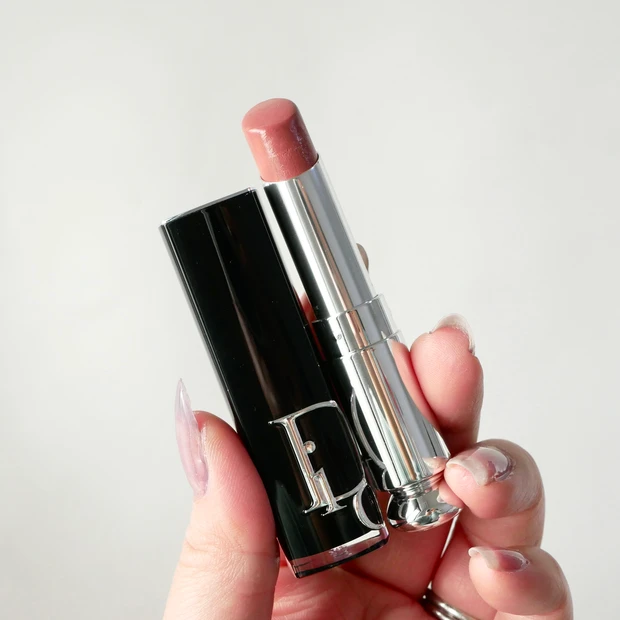 Dior ディオールアディクトリップスティック  100 ヌードルック