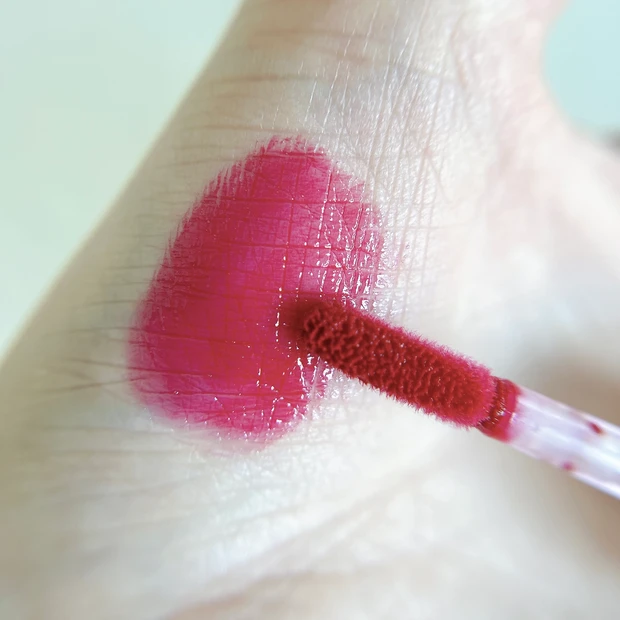 リップラッカー ブルーミングガーランド01 スウォッチ