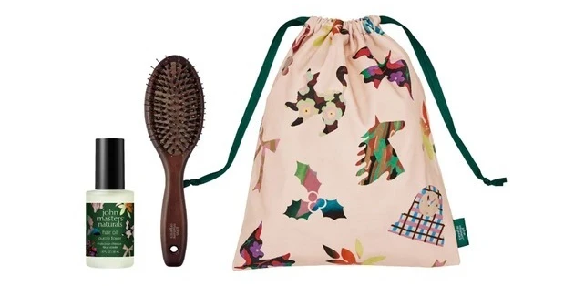 ジョンマスターオーガニックの限定ポーチ付きクリスマスコフレ styling coffret〈oil〉 