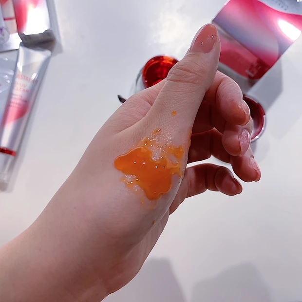 ついに美白が出た！アスタリフト ジェリーアクアリスタで土台を整えむっちり肌に_2_2