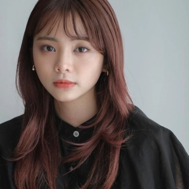 ロングヘア 30代 40代 ヘアスタイル ヘアカラー 前髪あり