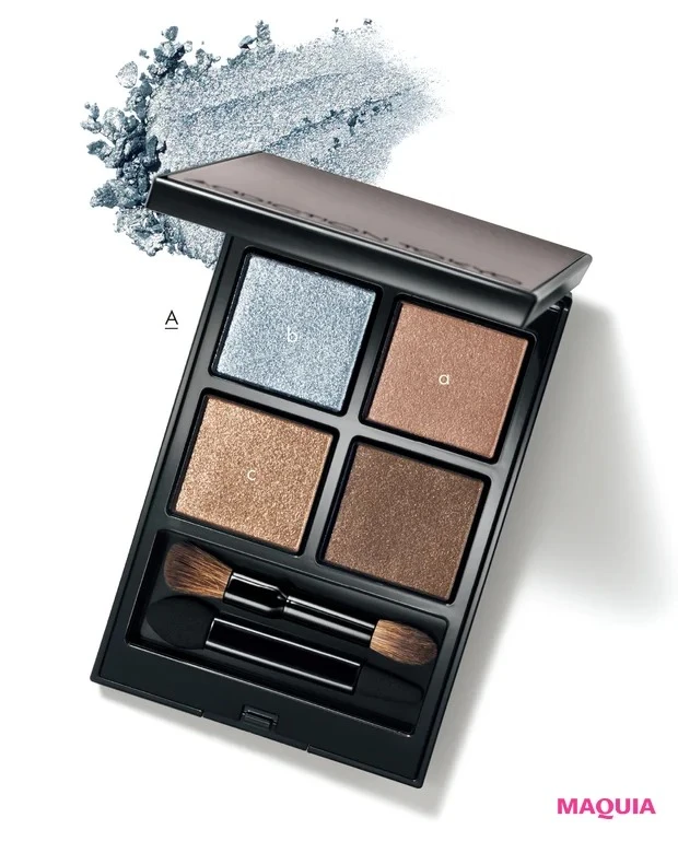 【春メイク2024】5. 透けブルーの目元が新鮮！ カフェへ行く日の春メイク　使用コスメ１