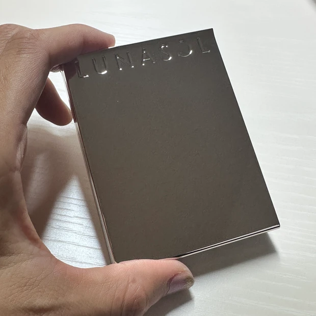 【LUNASOL アイカラーレーション21 メルティングネブラ】