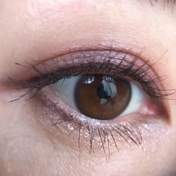 シグニチャーカラーアイズ11