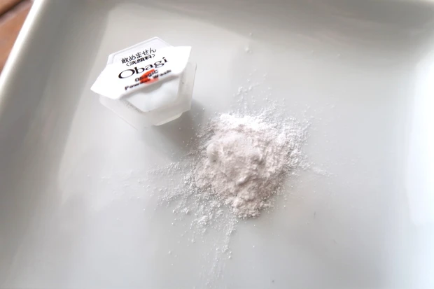 オバジC  酵素洗顔パウダーの粉