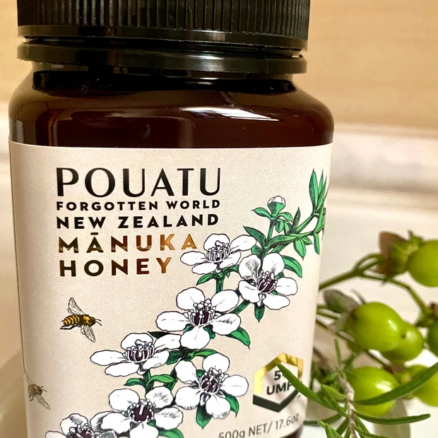 マヌカハニーが本物かどうかこの表記も見極めています。UMF値の数字以外にも注目点が。_3_1