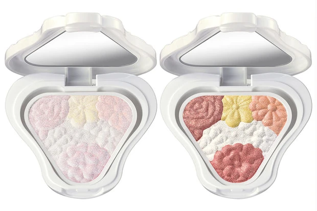 アナ スイクリスマスコフレ2025 アイ & フェイスカラー 02