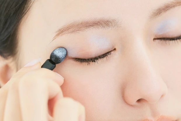 山本舞香のBeauty Script 【2024春夏トレンドメイク】FERRAGAMO編 HOWTO①