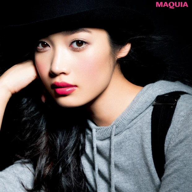 人気アーティストが提案！ 華やかルージュでつくる引き寄せ美人フェイス