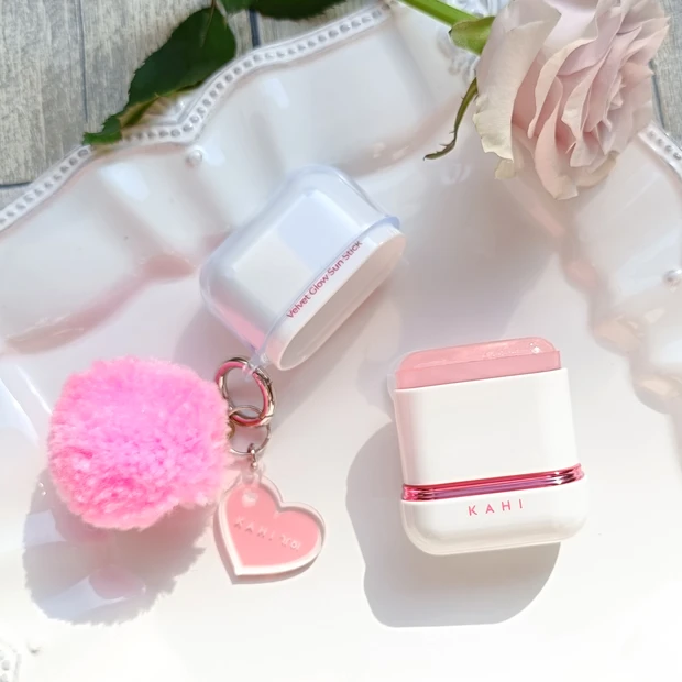 KAHI（カヒ）のベルベットグロウ サンスティック♡