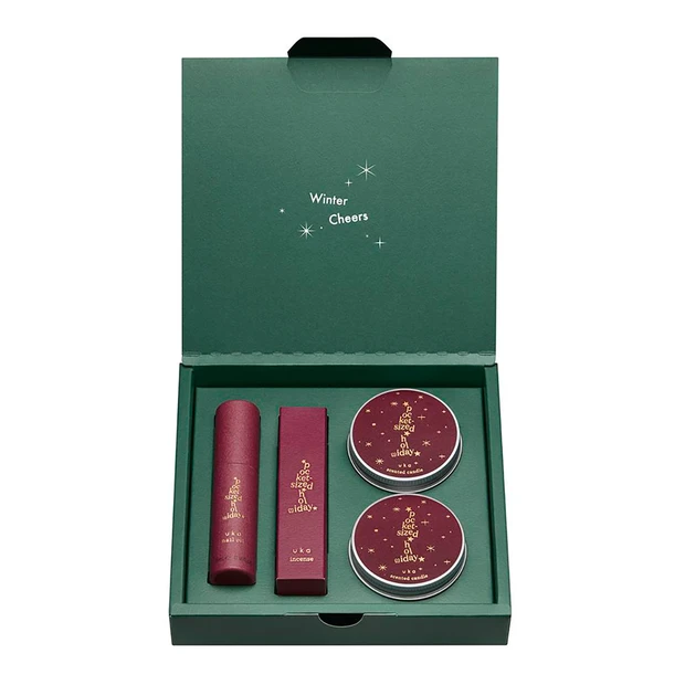 uka Holiday Coffret pocket-sized holiday クリスマスコフレ