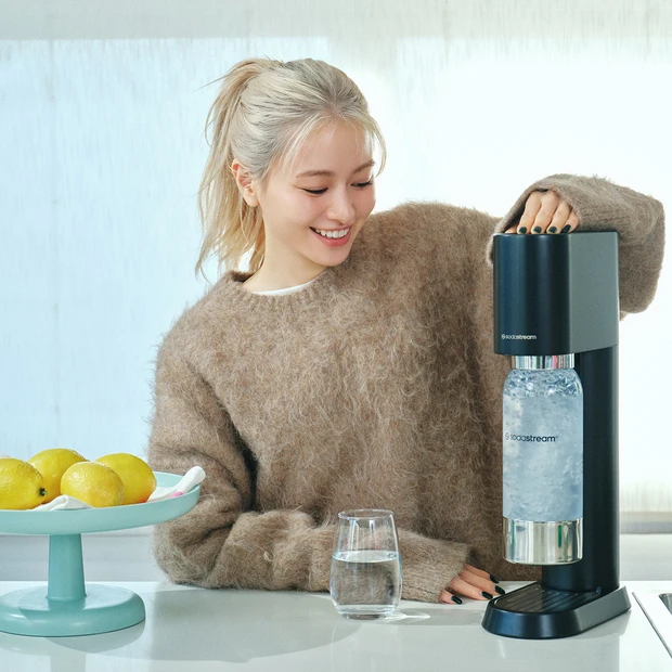 マキア　山本舞香　ヘルシー美活　美活　水　水美容　sodastream　炭酸水