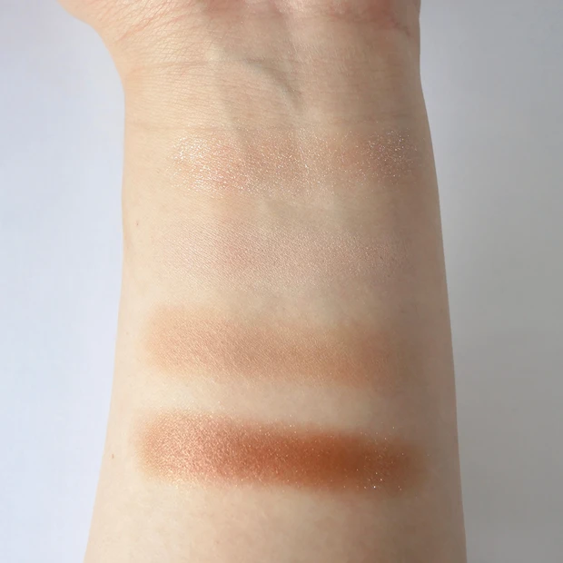 CEZANNE(セザンヌ)ベージュトーンアイシャドウ 02 ロージーベージュ スウォッチ