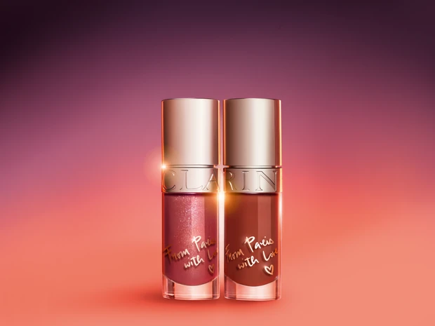 クラランスの人気リップオイルに限定色！ 最高峰スキンケアのキットも【クリスマスコフレ2025】