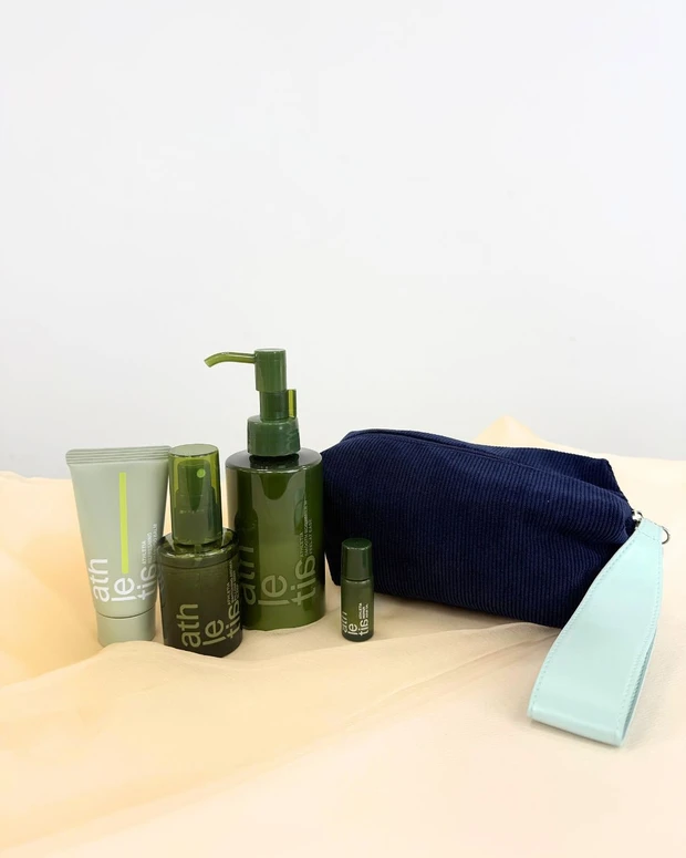 athletia ナイトスリープ&ケア ホリデーキット 2025