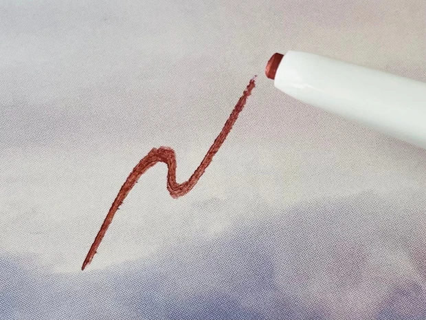 2023年の初買いコスメ！【D-UP・ディーアップ】のエアクリームペンシル、ピンクコッパーをレビューしてみた♪_4