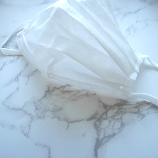 【小顔マスク】シンプルだけどフェイスラインがすっきり見えるプチプラ不織布マスク_2_2