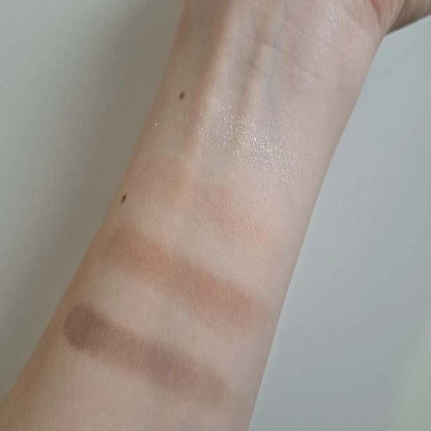 upink テディベアバニラ スウォッチ