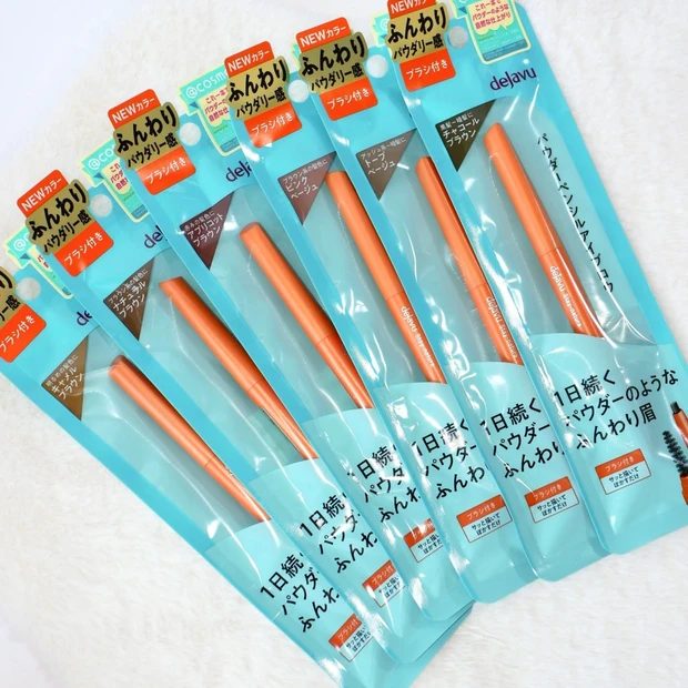 【デジャヴュ】アイブロウペンシル「ステイナチュラF」を全色スウォッチ！ パウダーで描いたようなふんわ…