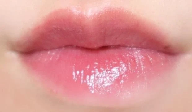 hince ヒンス リップ ムードインハンサーウォーターリキッドグロウ W001 ニューアリュール