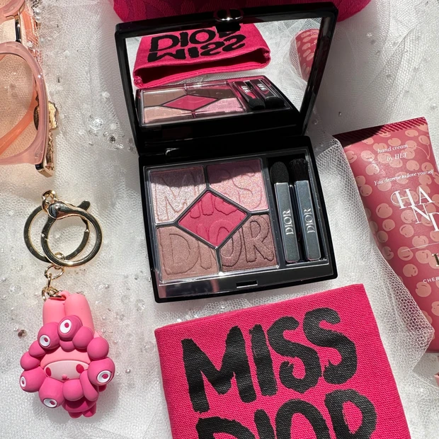 ピンクモチベ♡ディオールのアイシャドウはチェック済み??♡