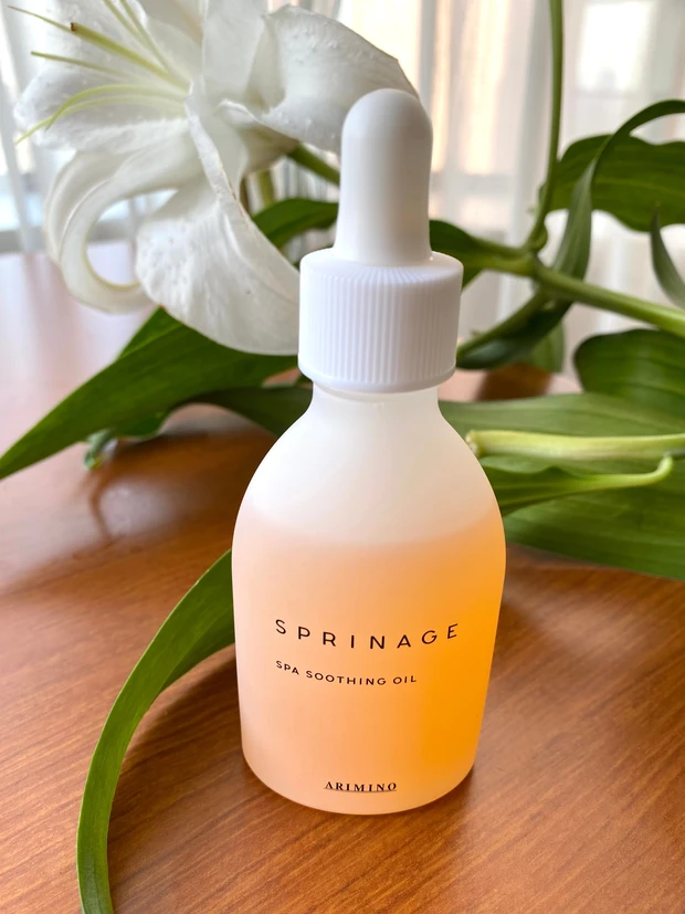 着眼点がすごい。春夏向けオイルと書いてある！！スプリナージュ「スパスージングオイル」夕焼け色でオレンジ＆ユーカリの香り最高。_1_2