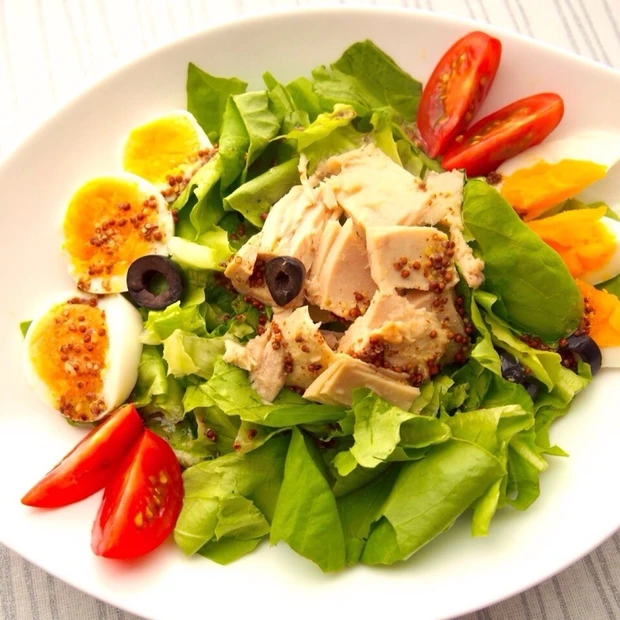美味しい「ツナ缶レシピ」２品★地中海風サラダ＆スパニッシュオムレツはワイ…