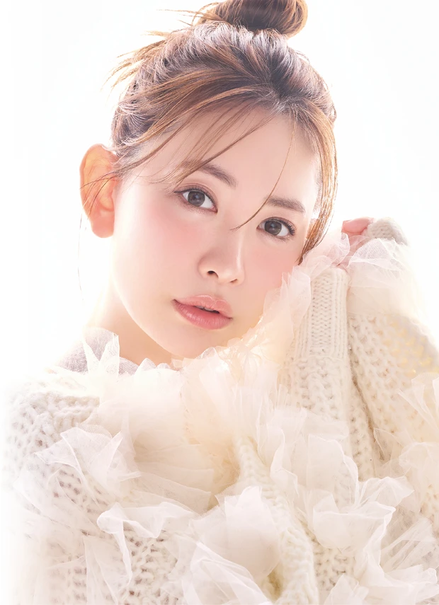 小嶋陽菜の美の秘訣 PhotoGallery | 集英社の美容総合メディア『MAQUIA