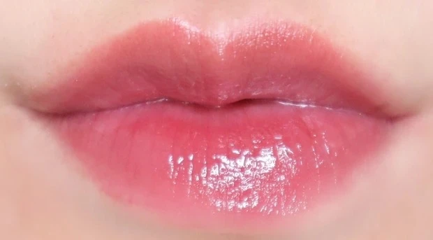 hince ヒンス リップ ムードインハンサーウォーターリキッドグロウ W006 リファインド