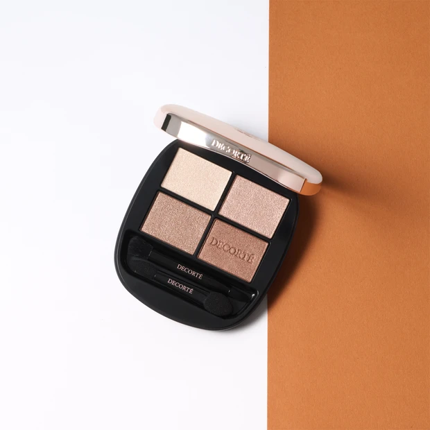 MAQUIAベストコスメ2025下半期 イエベ秋 アイシャドウパレット コスメデコルテ