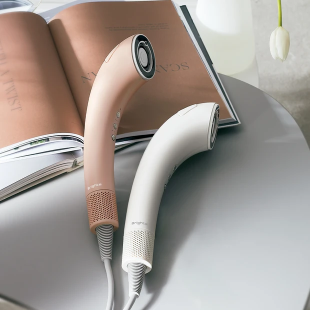 話題の次世代型ドライヤーに新色登場！