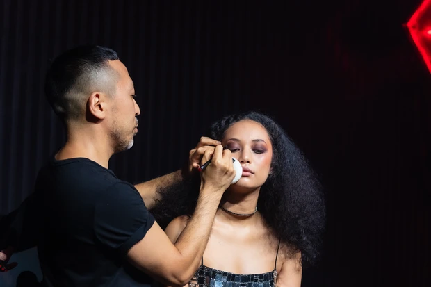 NARS グローバルアーティストリーディレクターSADA ITOによるメイクアップショー